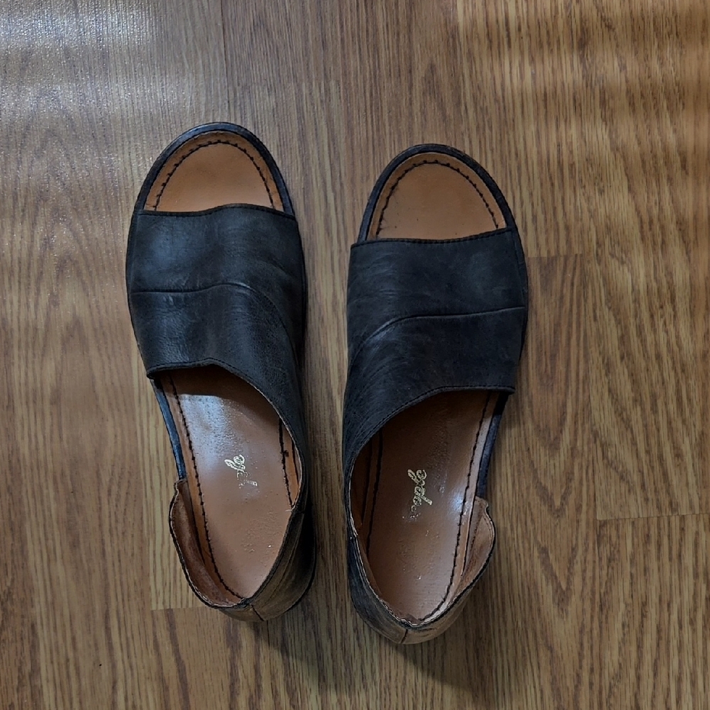 FREE PEOPLE Mont Blanc BLACK leather Sandal, Size 39 (8.5, 9 US)